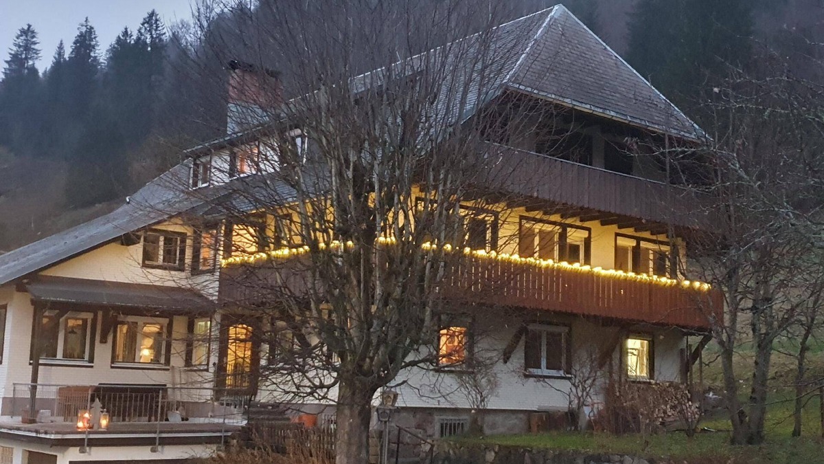 Menzenschwand-Hinterdorf House | Holiday house Menzenschwand for 1 - 28 persons with 10 bedrooms - Holiday house