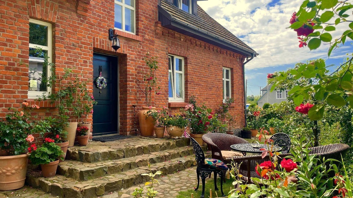 Mielno House | Holiday house Mielno for 1 - 14 persons with 6 bedrooms - Holiday home