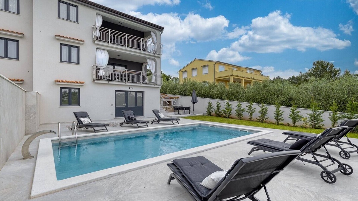 Fuskulin Villa | Holiday House Mladen with Private Pool