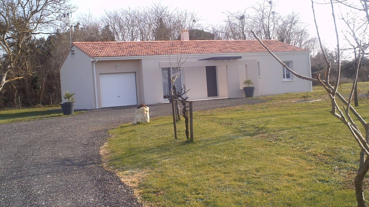 Champagnolles House | Holiday house near royan and antilles