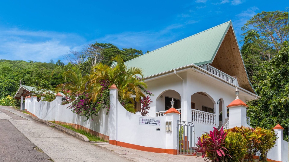 Anse Royale House | Holiday House - Near spectacular beaches