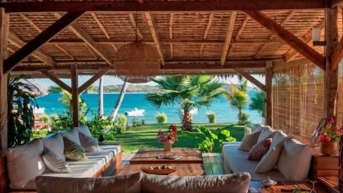 Nosy Be House | Holiday house Nosy Be for 1 - 6 persons with 3 bedrooms - Holiday house