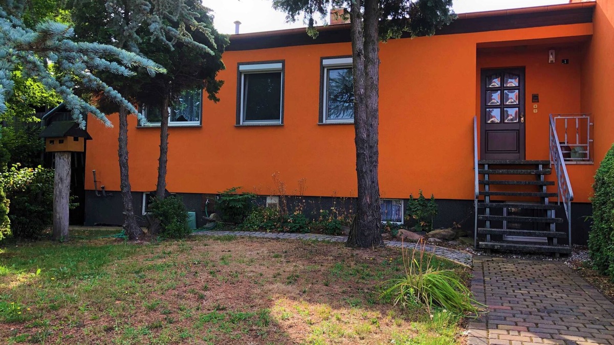 Hosena House | Holiday house on the meadow path