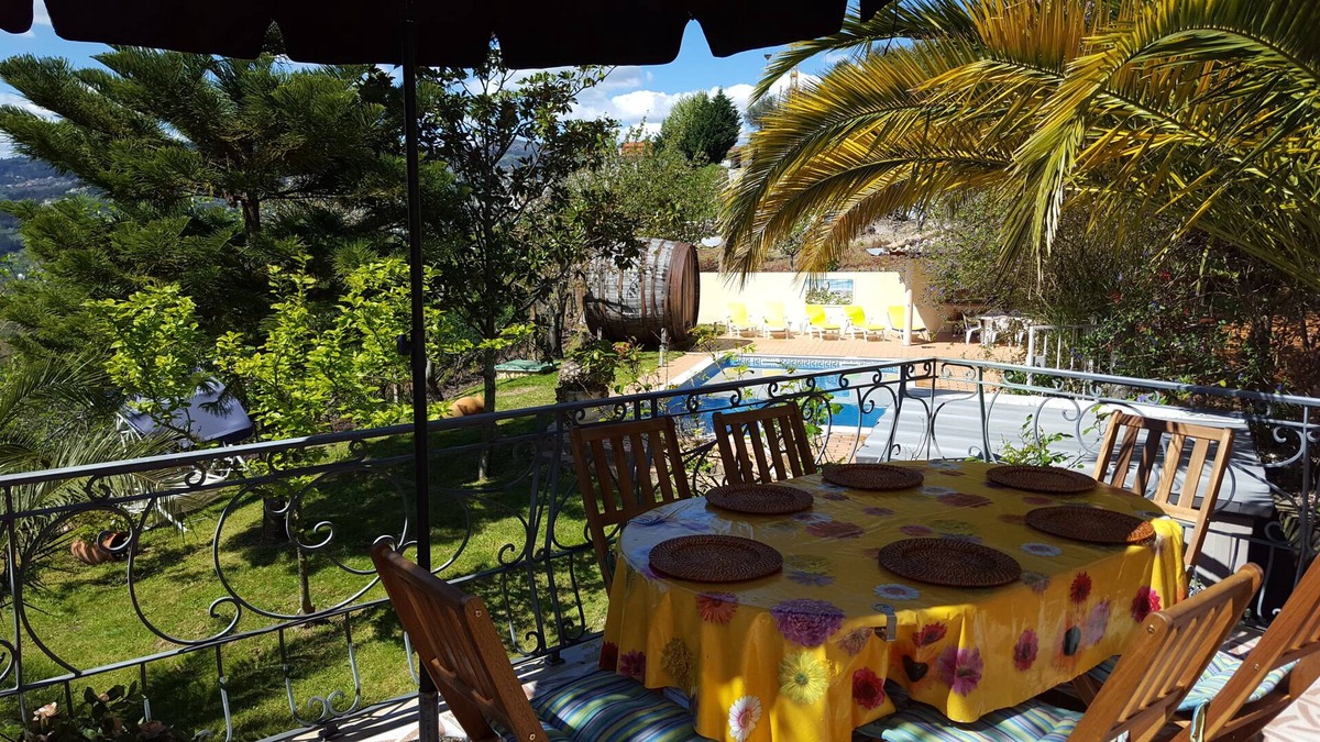 Anreade Villa | Holiday house overlooking the Douro river with game room