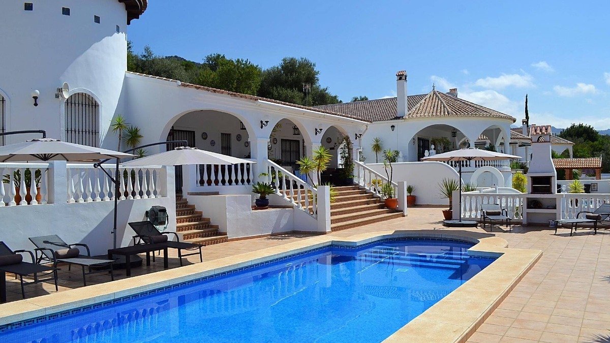 Periana House | Holiday house Periana for 1 - 6 persons with 3 bedrooms - Holiday house