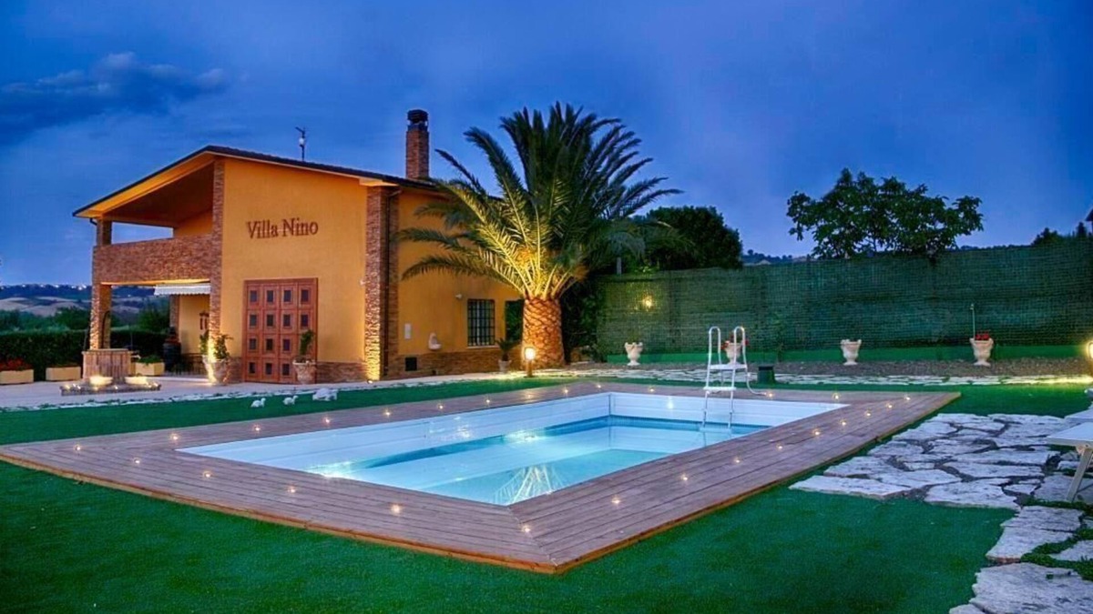 Petacciato House | Holiday house Petacciato for 1 - 14 persons with 3 bedrooms - Holiday home