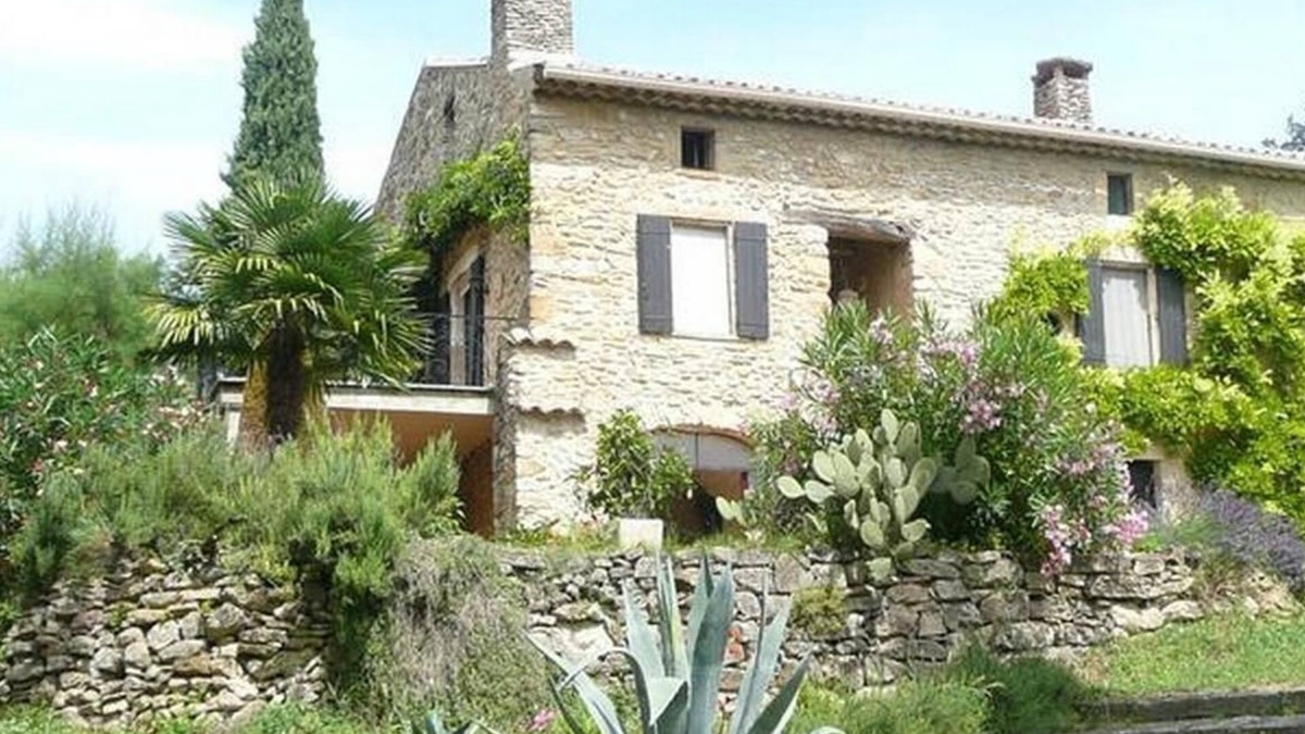 Saint-Paulet-de-Caisson Other | Holiday house Pont St Esprit for 1 - 8 persons with 3 bedrooms - Farmhouse