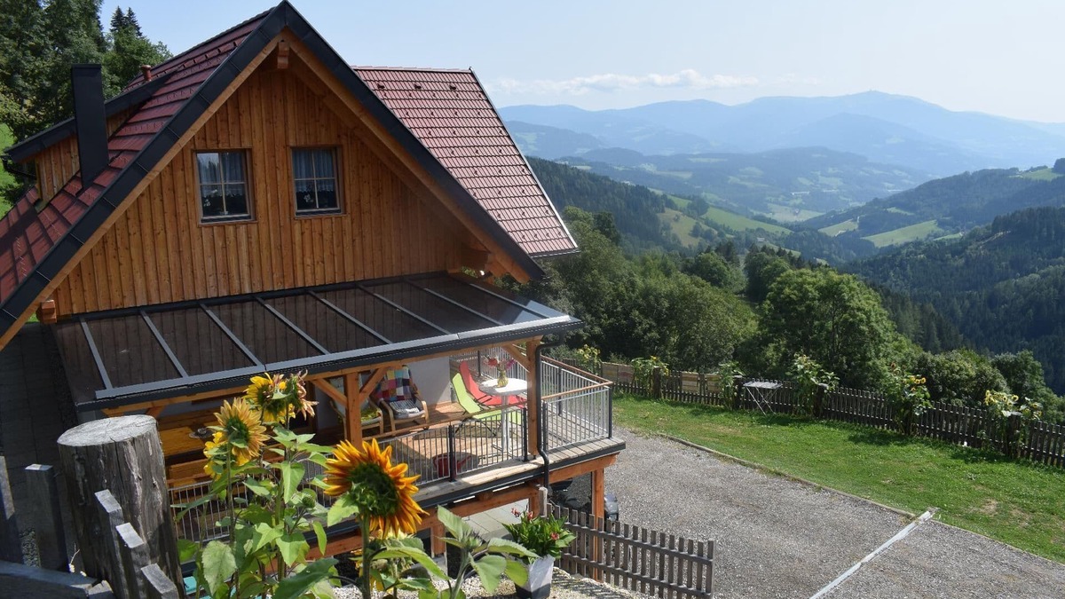Wolfsberg House | Holiday house Prebl for 1 - 10 persons with 3 bedrooms - Holiday house