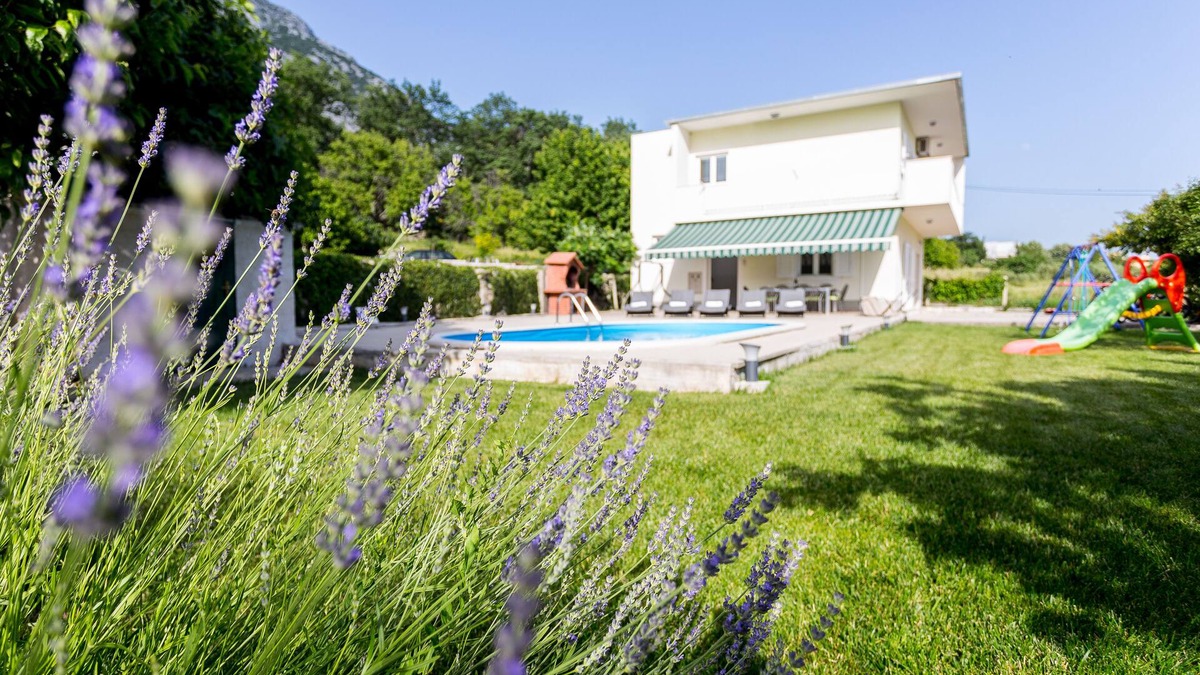 Gata House | Holiday house Rocky with private pool and parking
