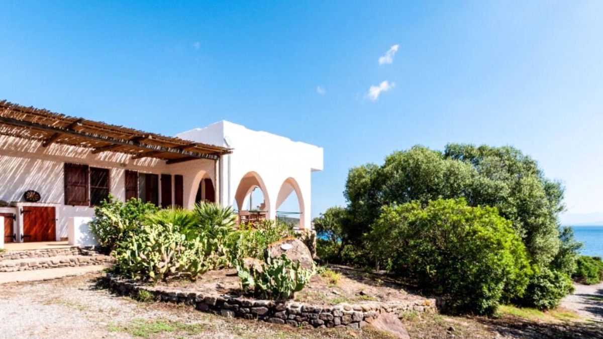 Sant'Antioco House | Holiday house Sant'Antioco for 1 - 6 persons with 3 bedrooms - Holiday house