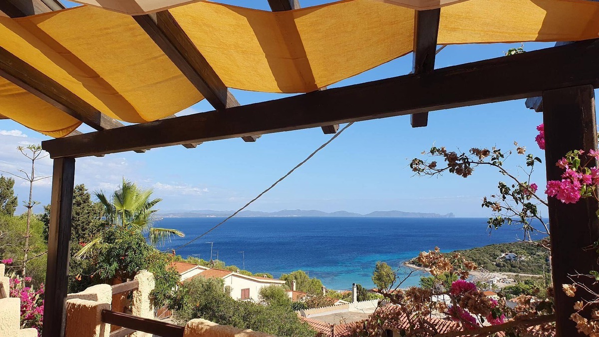 Maladroscia House | Holiday house Sant'Antioco for 1 - 6 persons with 3 bedrooms - Row house