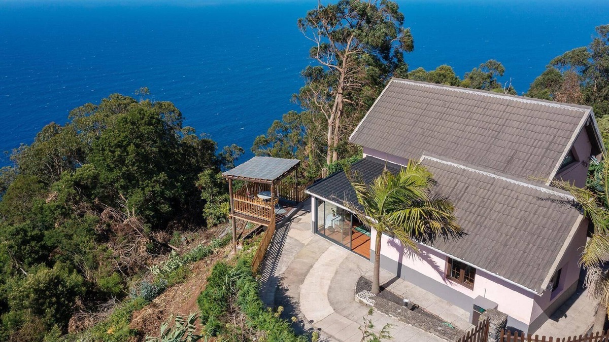 Sao Jorge House | Holiday house São Jorge for 2 - 4 persons with 2 bedrooms - Holiday house