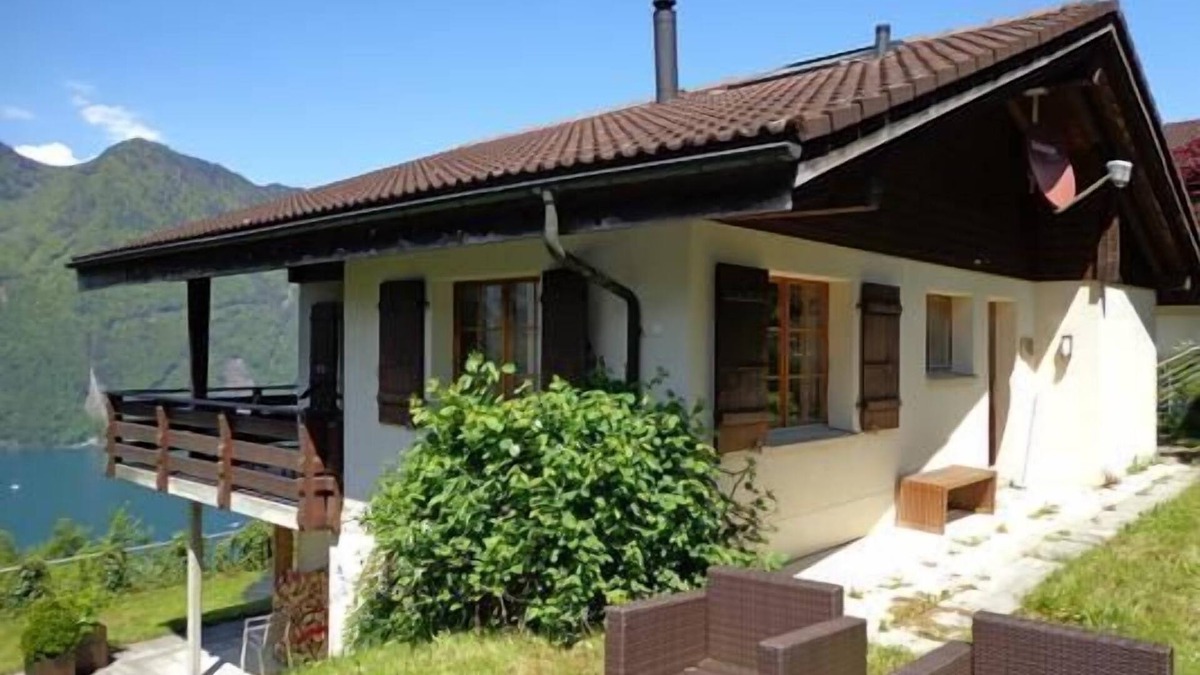 Ruetli House | Holiday house Seelisberg for 1 - 6 persons with 3 bedrooms - Detached holiday house