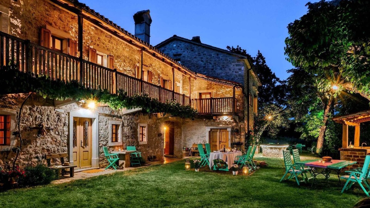 Sezana House | Holiday house Sezana for 1 - 8 persons with 4 bedrooms - Holiday apartment in one or multi-family ho