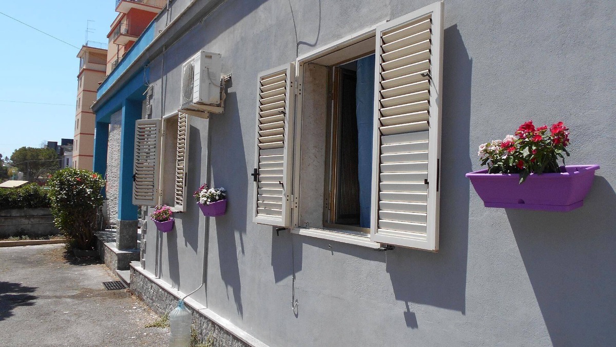 Grottasanta House | Holiday house Siracusa for 1 - 4 persons with 2 bedrooms - Holiday house