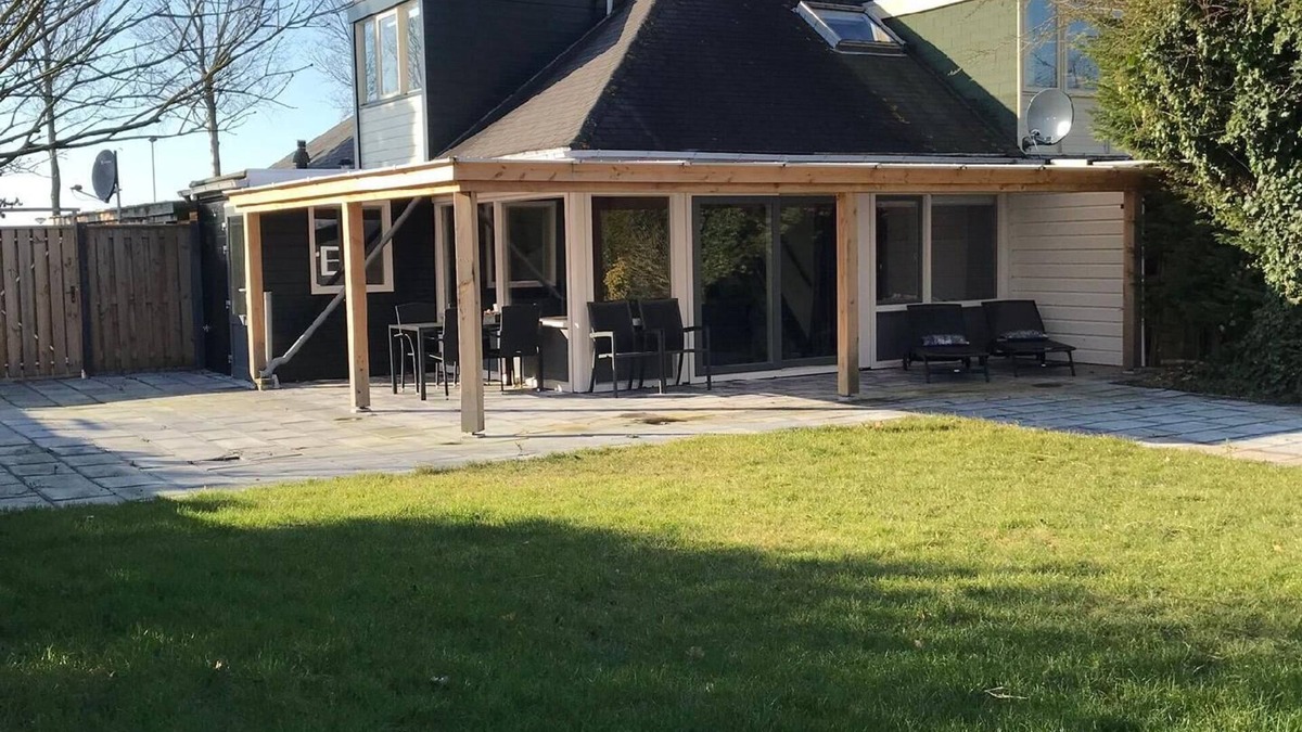 Stavenisse House | Holiday house Stavenisse for 1 - 5 persons with 2 bedrooms - Holiday house
