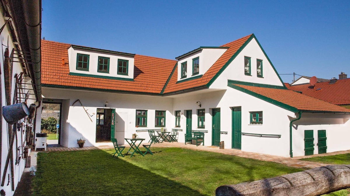 Grub an der March House | Holiday house Stillfried for 1 - 11 persons with 5 bedrooms - Holiday home