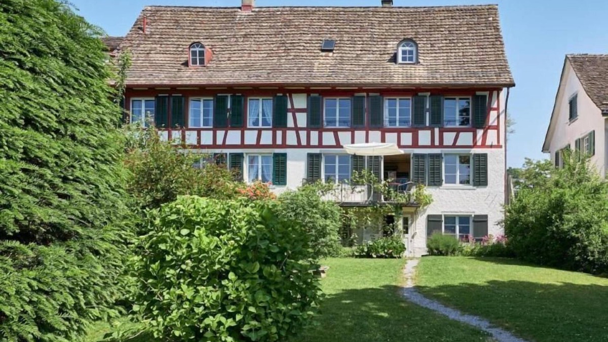 Meilen District House | Holiday house Uerikon for 1 - 6 persons with 3 bedrooms - Historical building