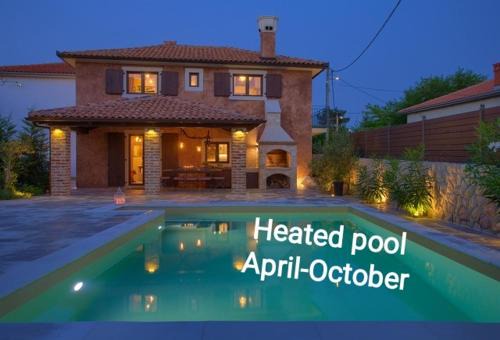 Pinezici House | Holiday House Ursa