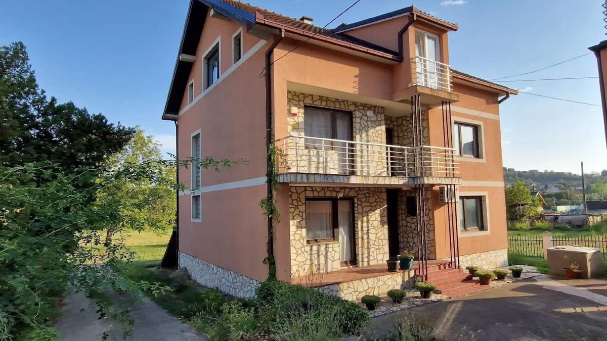 Belgrade House | Holiday house Vrcin for 1 - 9 persons with 7 bedrooms - Holiday home