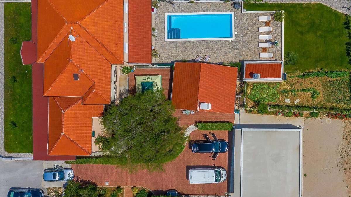 Vrgorac House | Holiday house Vrgorac for 1 - 8 persons with 4 bedrooms - Holiday home