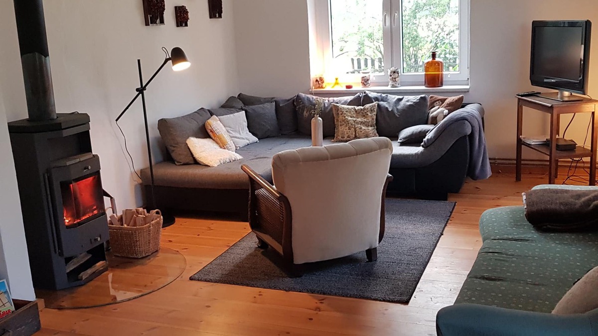 Carmzow-Wallmow House | Holiday house with a large garden and swimming lake in the village
