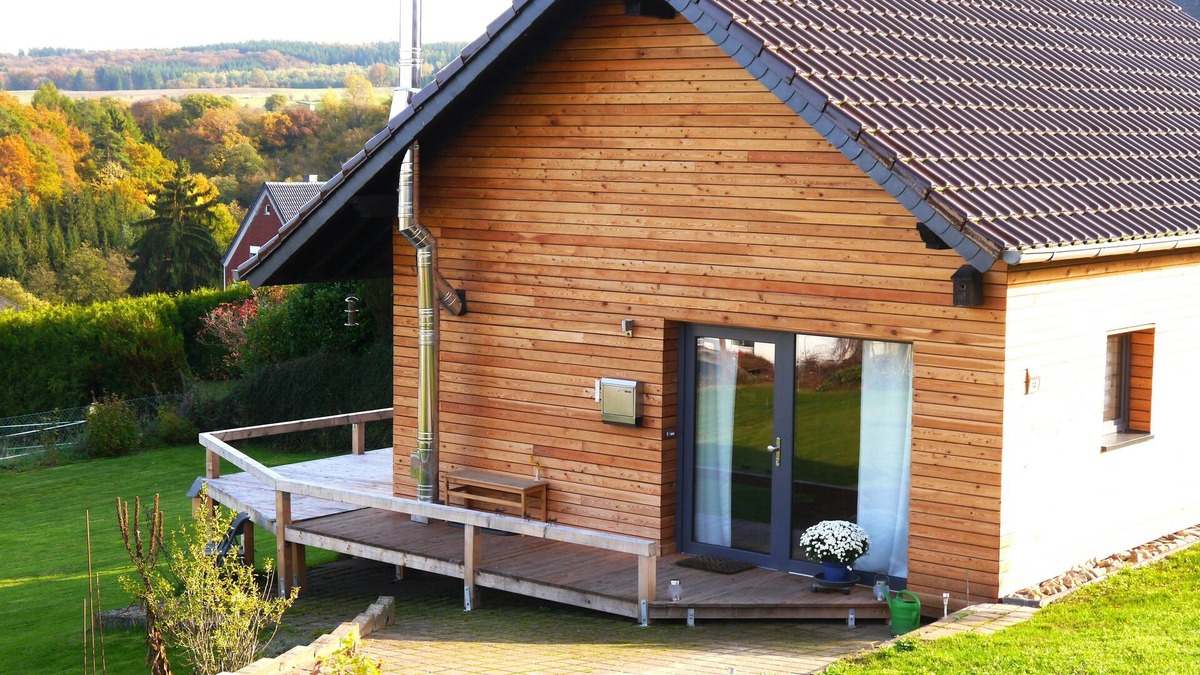 Nettersheim House | Holiday house "Wanderlust" in Nettersheim/Eifel, fireplace, terrace, garden