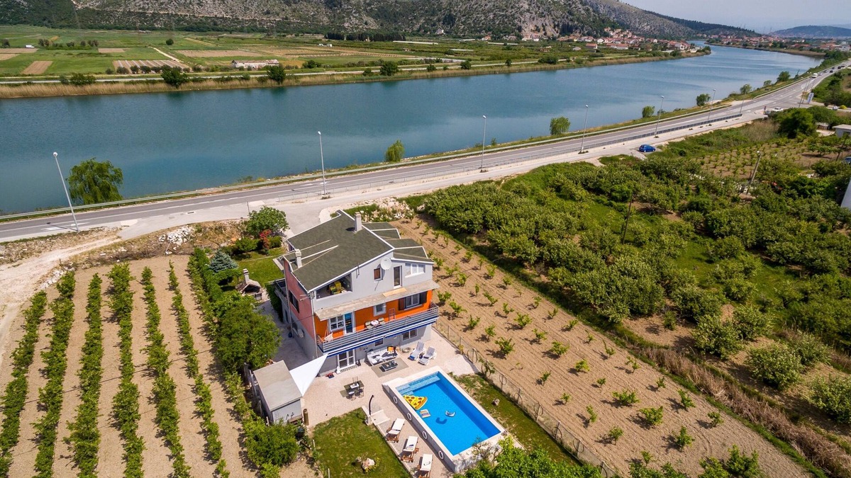 Opuzen House | Holiday house with a swimming pool Opuzen, Neretva Delta - Ušće Neretve (K-8818)