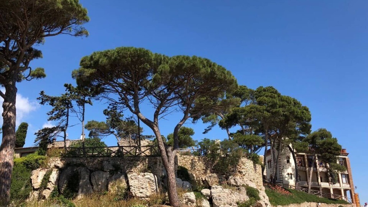 Vilafant House | Holiday house with a view