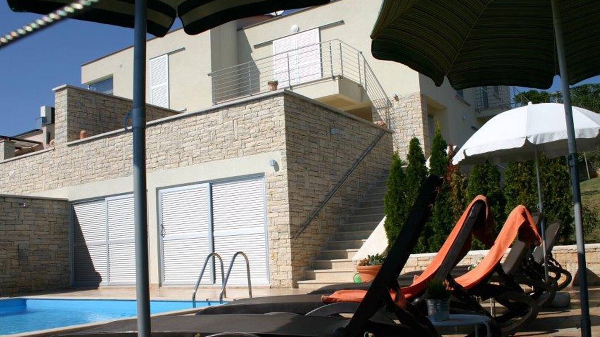 Brnobici House | Holiday house with pool and fantastic view of the sea
