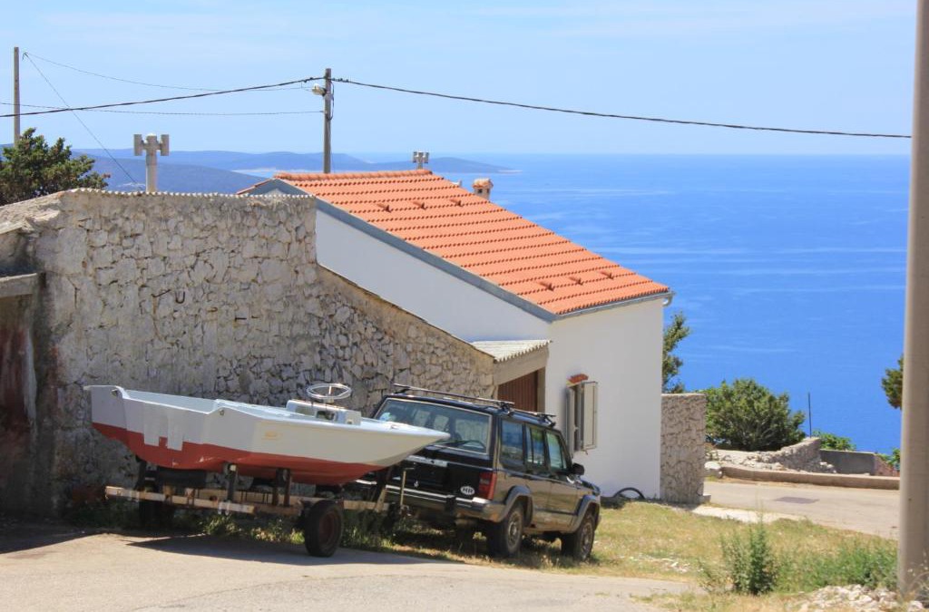 Ustrine House | Holiday house with WiFi Ustrine, Cres - 8037