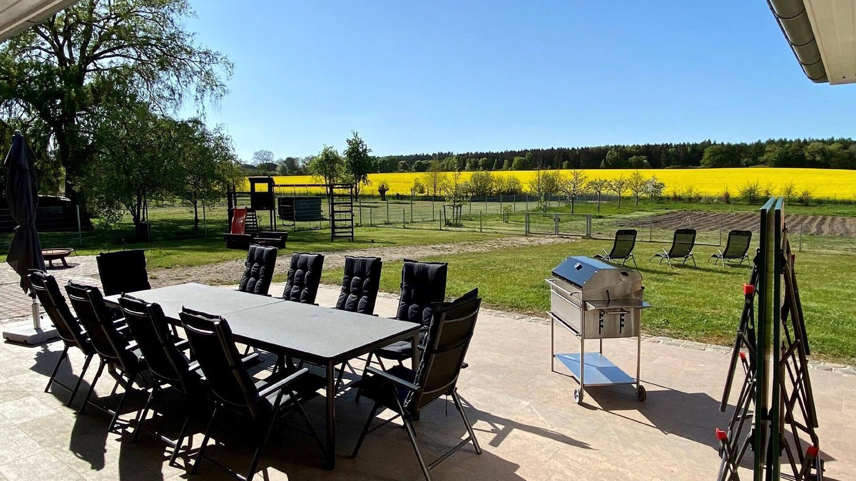 Neuhof House | Holiday house Zarrentin for 1 - 10 persons with 4 bedrooms - Holiday house