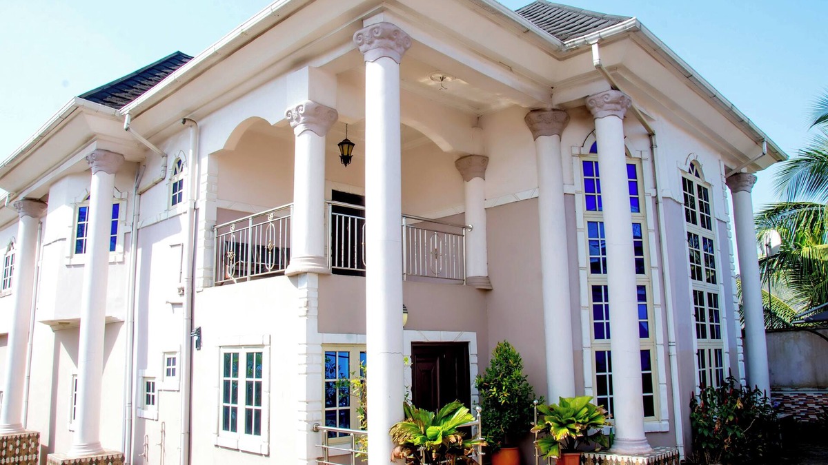 Umuahia Villa | Holiday in an Exclusive Villa with 24Hrs Solar Electricity