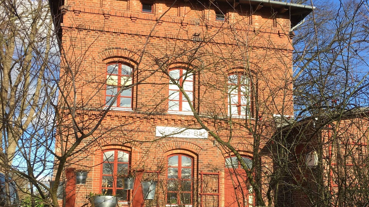 Schmilau Condo | Holiday in the old train station
