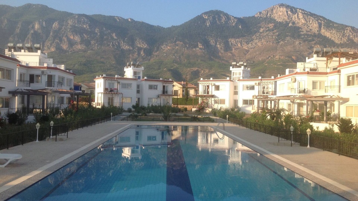 Kyrenia District Apartment | Holiday in the SUN- Taking bookings now .