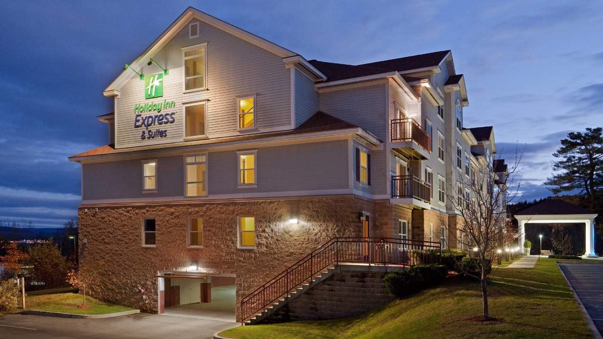 White River Junction Hotel | Holiday Inn Express Hotel & Suites White River Junction by IHG