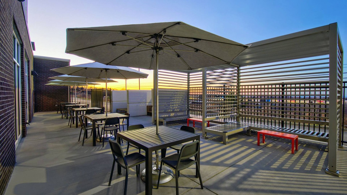 Erie Hotel | Holiday Inn Erie by IHG