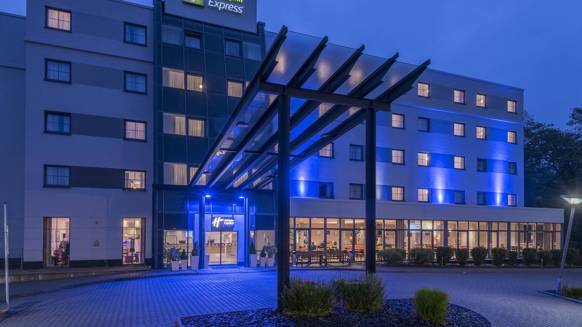 Moerfelden-Walldorf Hotel | Holiday Inn Express Frankfurt Airport by IHG