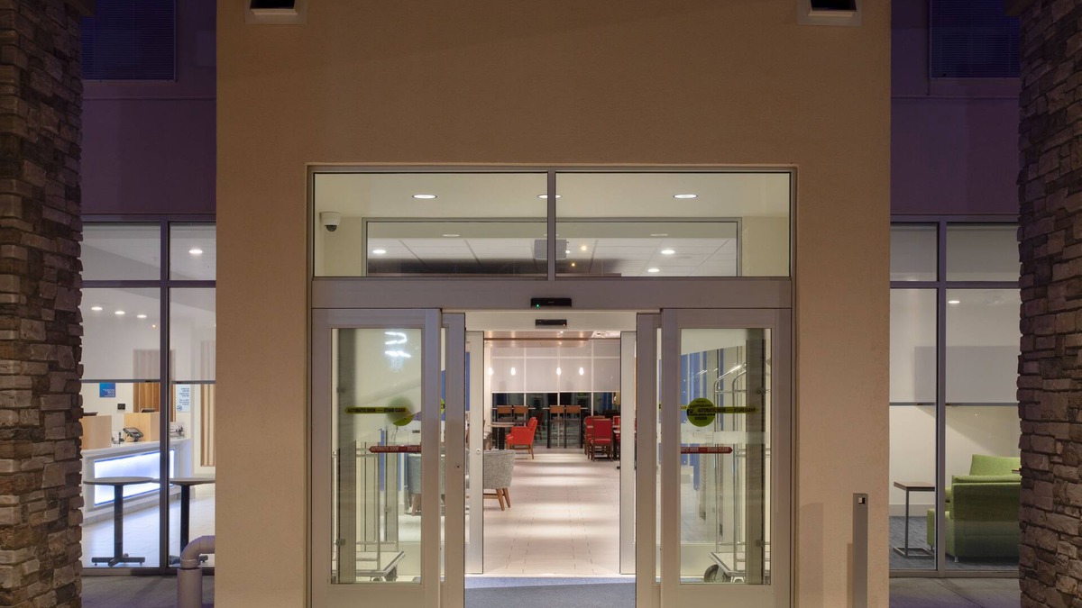 Dakota Dunes Hotel | Holiday Inn Express & Suites Sioux City North-Event Center by IHG