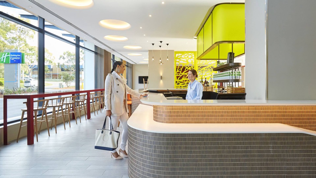 Macquarie Park Hotel | Holiday Inn Express Sydney Macquarie Park by IHG