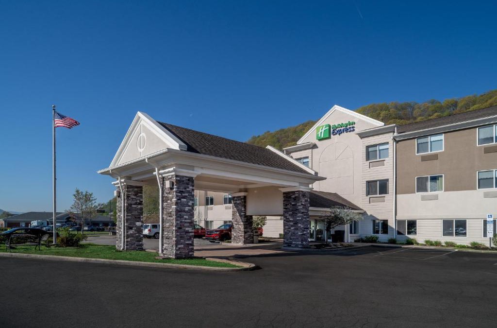 Tad Hotel | Holiday Inn Express - Charleston/Kanawha City by IHG