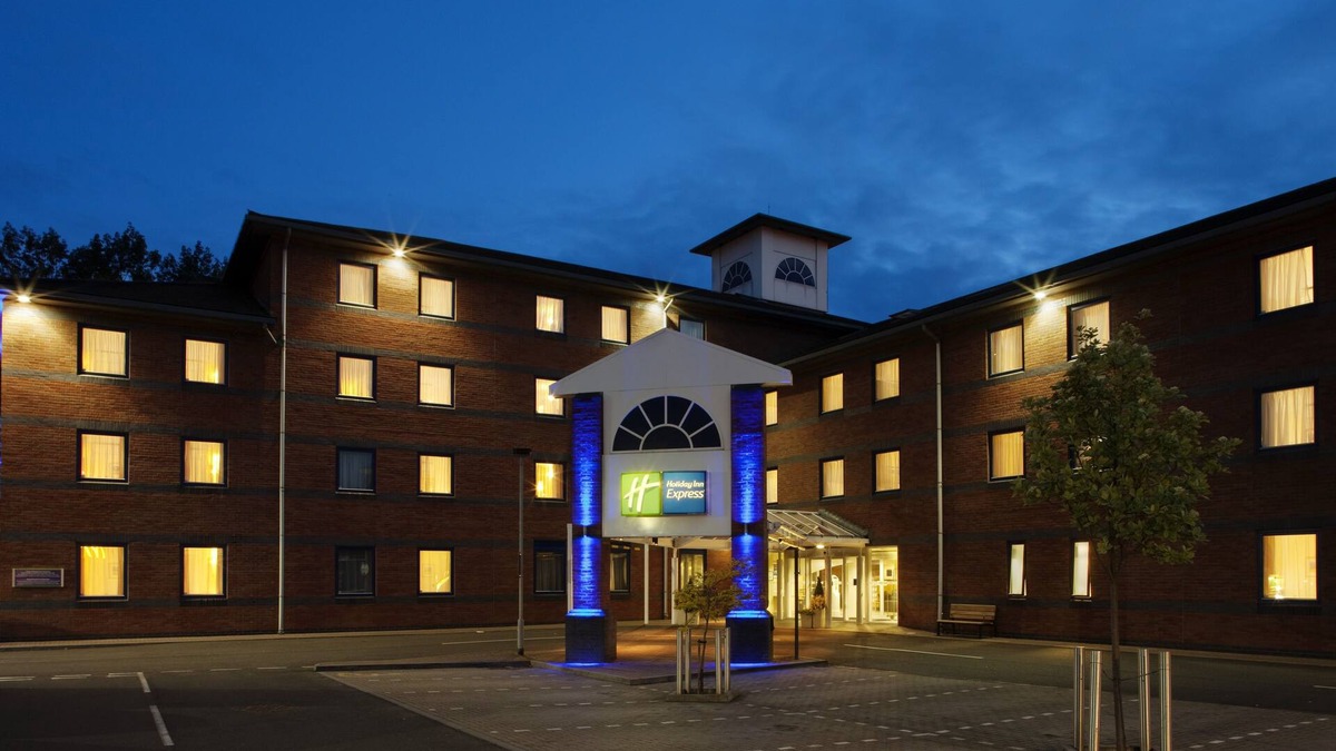 Wychbold Hotel | Holiday Inn Express Droitwich Spa by IHG