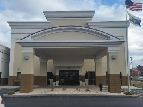 Edgewood Hotel | Holiday Inn Express Edgewood-Aberdeen-Bel Air