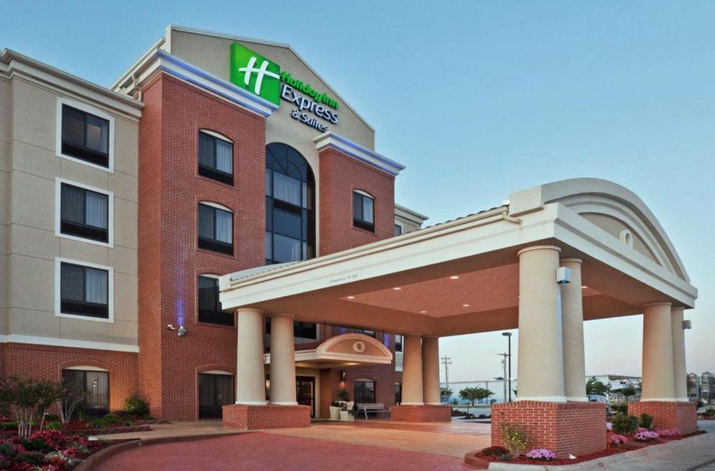 Grapeville Hotel | Holiday Inn Express Greensburg by IHG