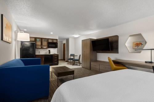 Mercer Hotel | Holiday Inn Express Grove City - Premium Outlet Mall by IHG