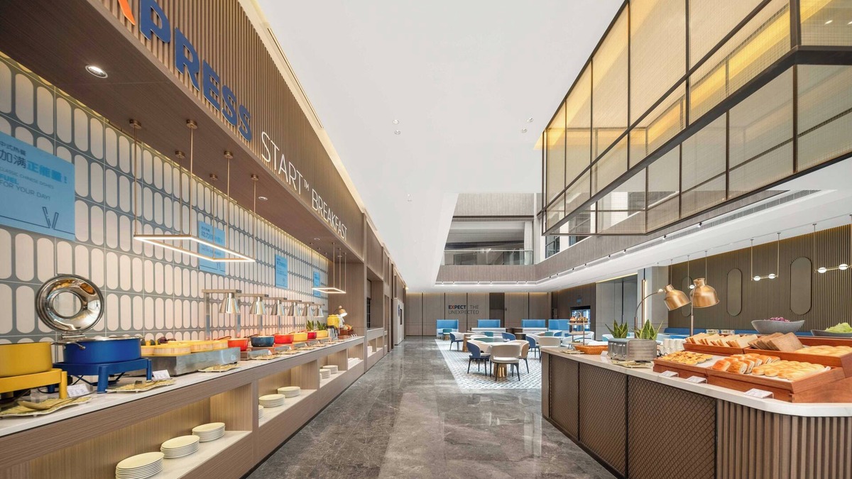 Hai'an Hotel | Holiday Inn Express Hai'an Railway Station by IHG