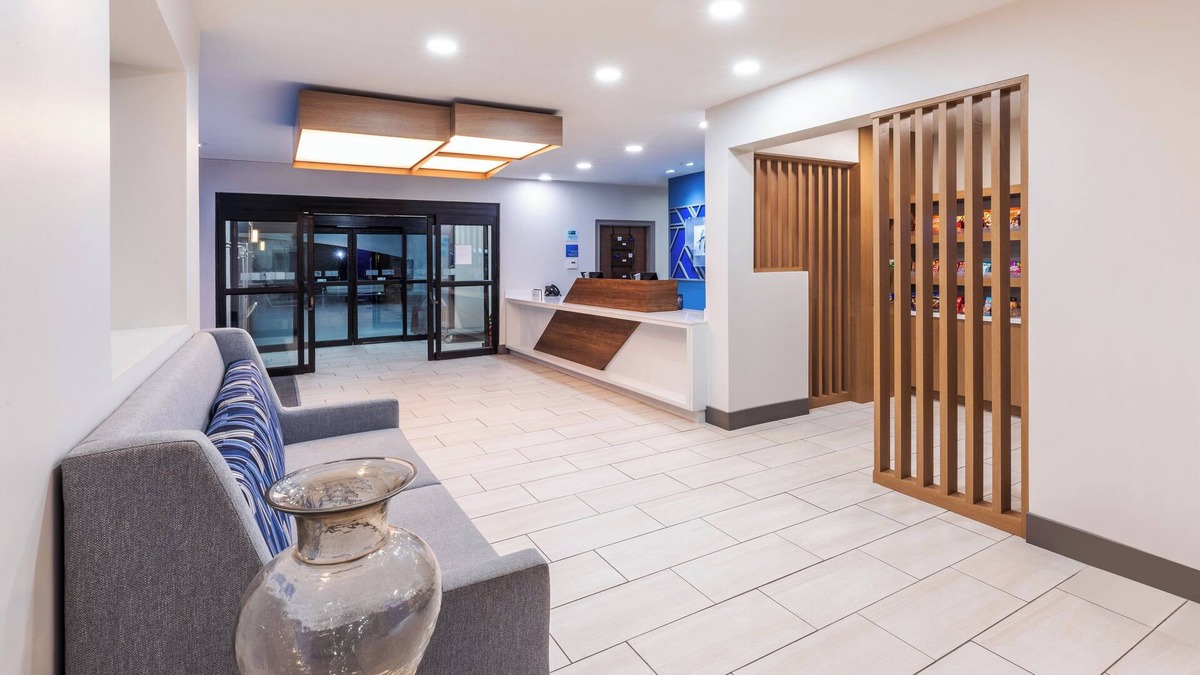 Harvey Hotel | Holiday Inn Express Harvey-Marrero by IHG