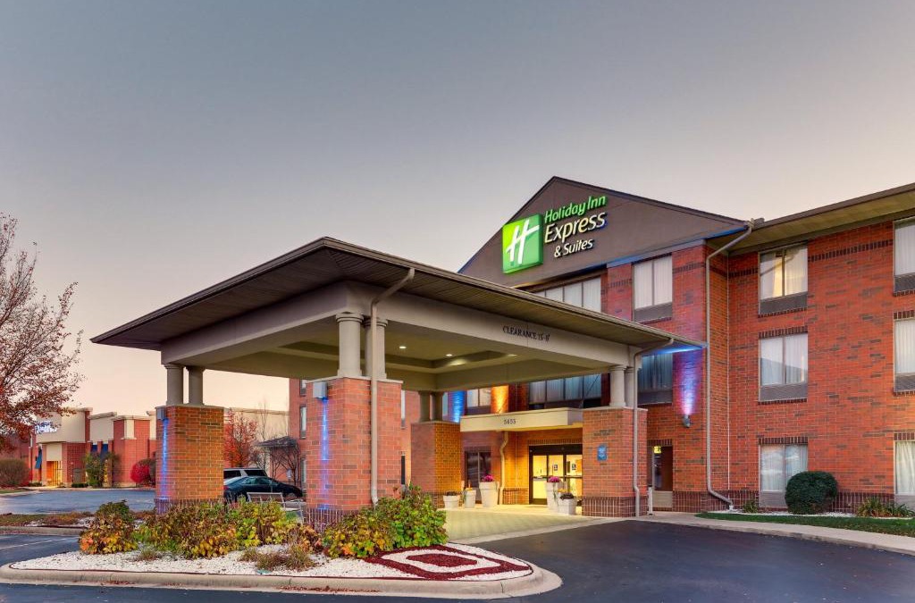 Kettering Hotel | Holiday Inn Express Hotel & Suites Dayton-Centerville by IHG
