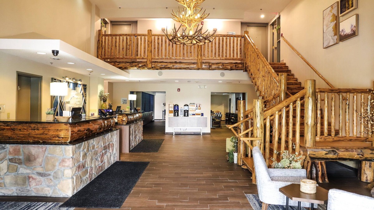 Donegal Hotel | Holiday Inn Express Hotel & Suites Donegal by IHG