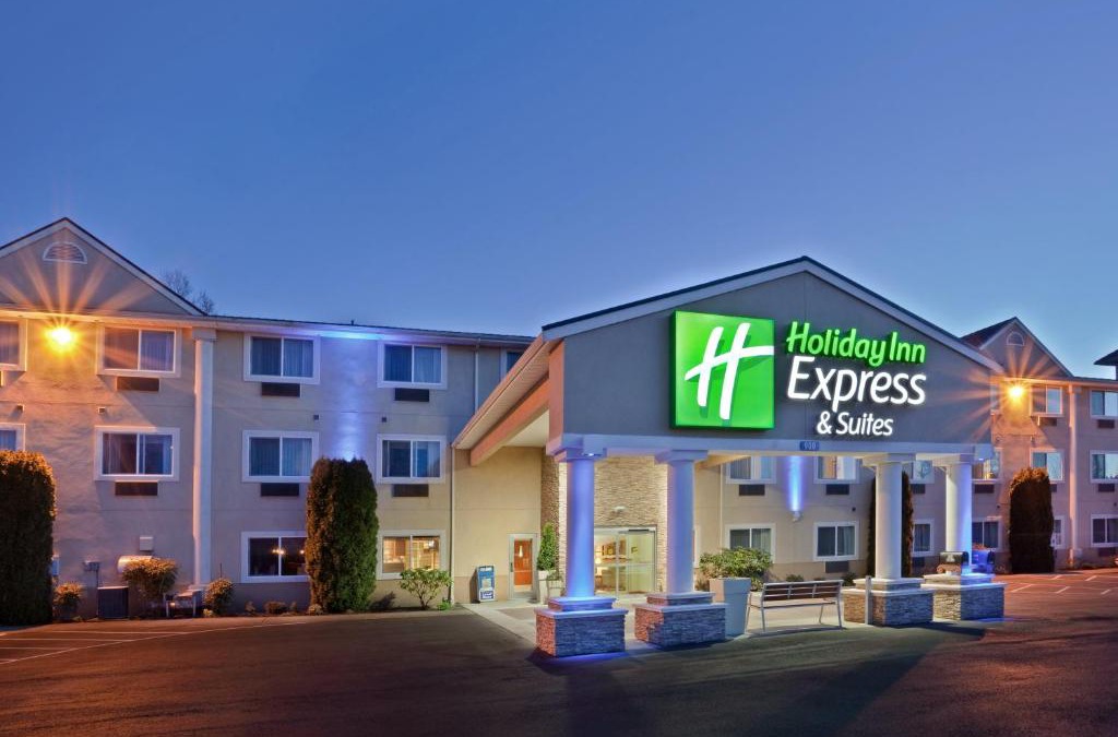Burlington Hotel | Holiday Inn Express Hotels & Suites Burlington by IHG